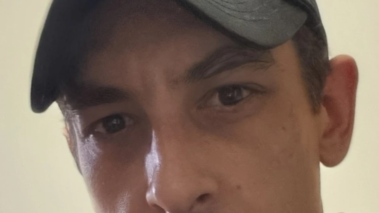 Aaron Far