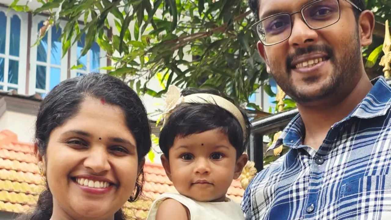 Krishnendhu & Harikrishnan