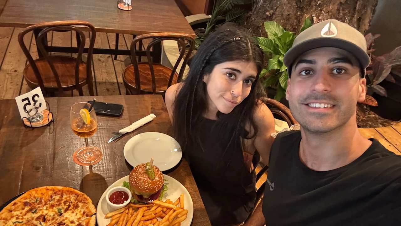 Esperanza & Juan