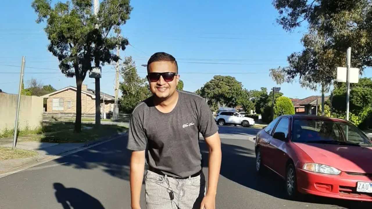 Cam