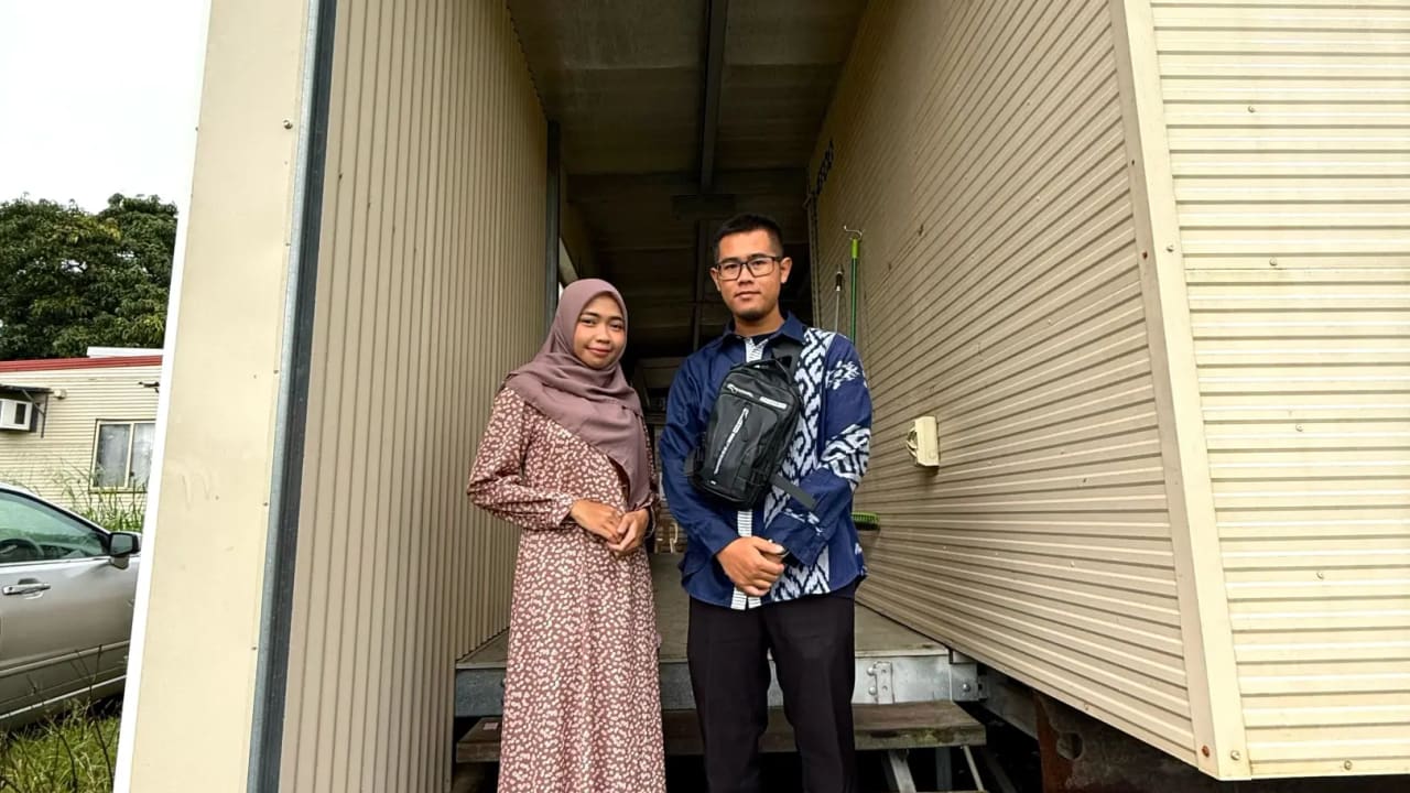 Ahmad Ali Rezha & Elva