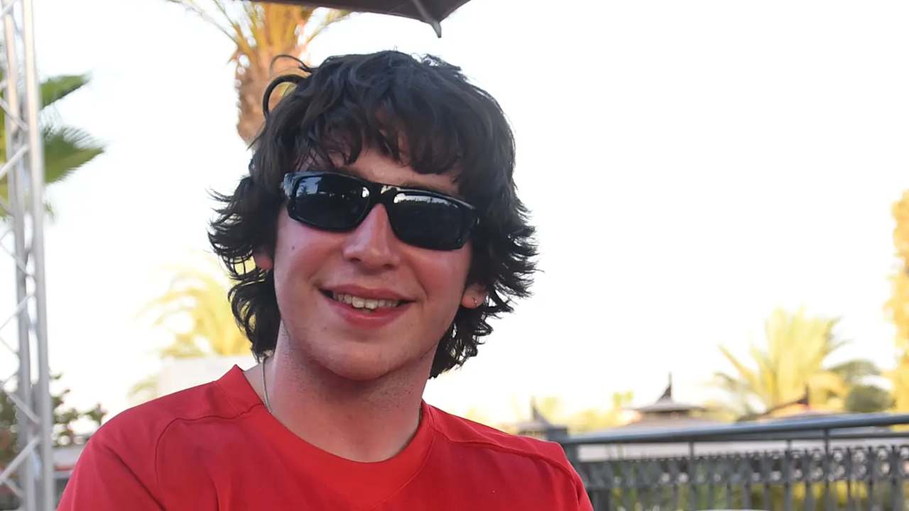 Tom