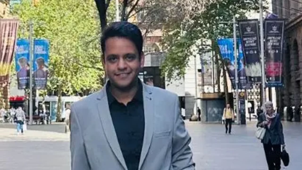 Dhruv