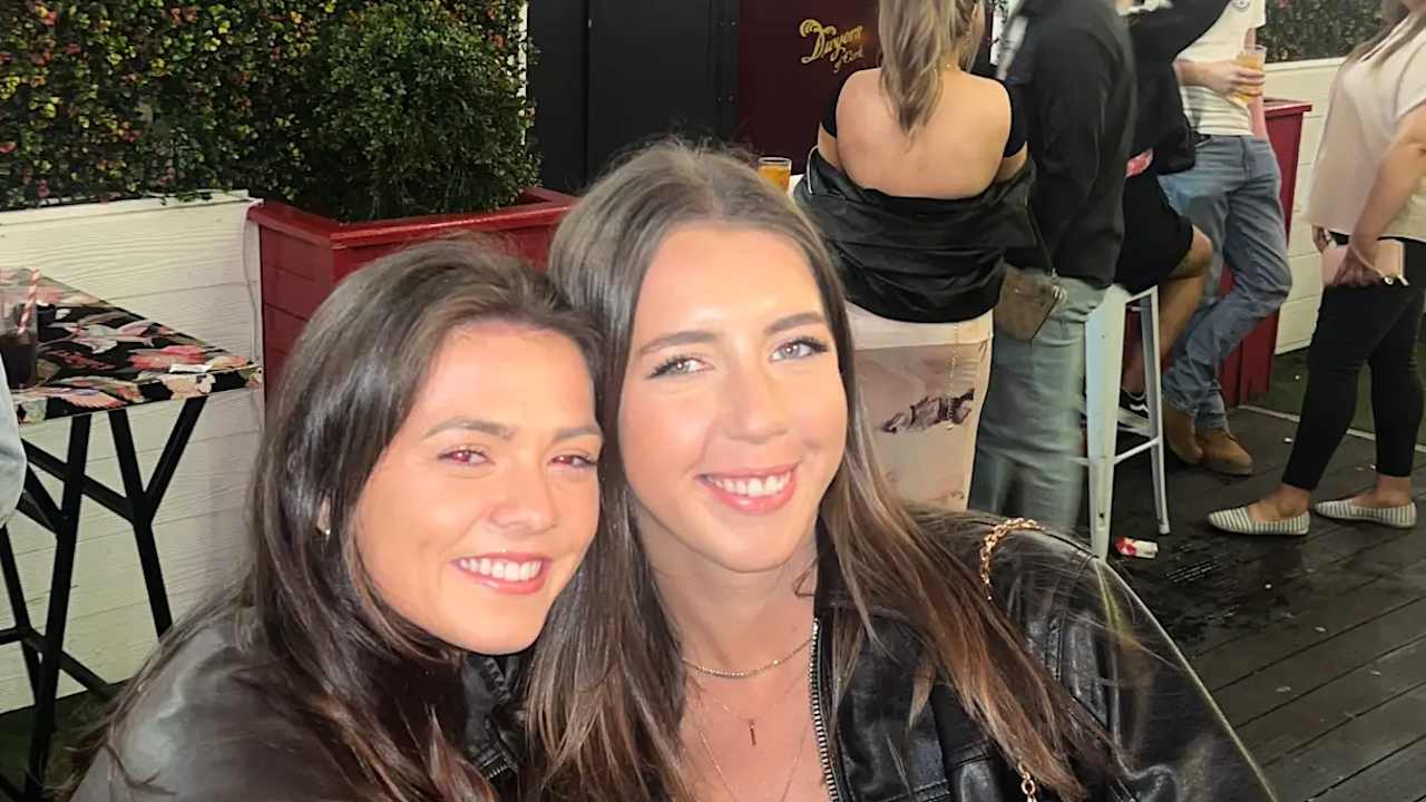 Laura Mannix & Tara Sheehan