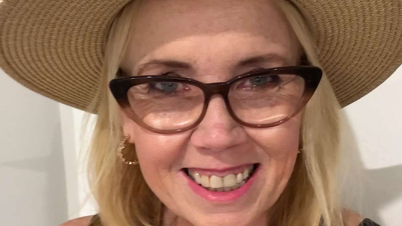 Dee