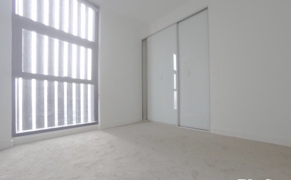 Whole property with 2 rooms for rent