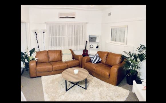 Room in a share house