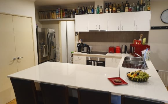 Room in a share house