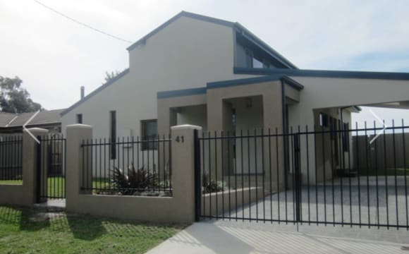 Room in a share house