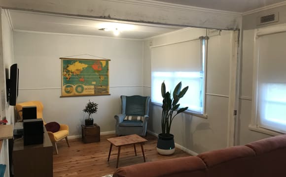 Room in a share house
