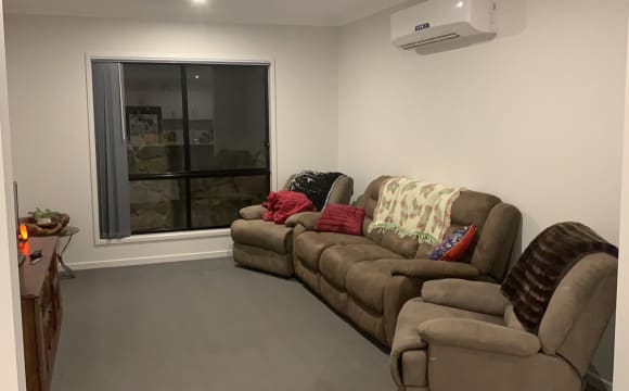 Unfurnished room in a share house