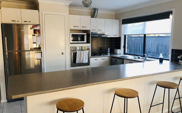 Unfurnished room in a share house