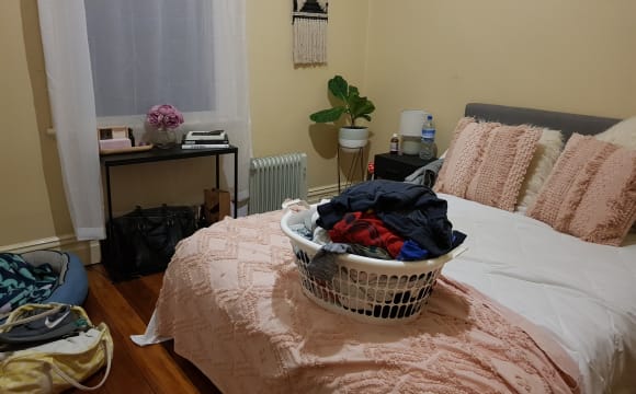 Unfurnished room in a share house