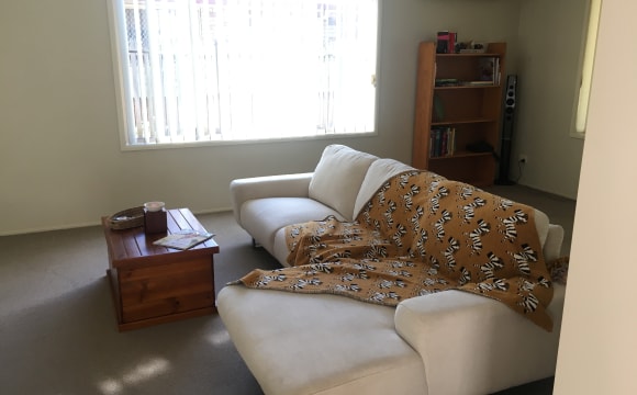 Room in a share house