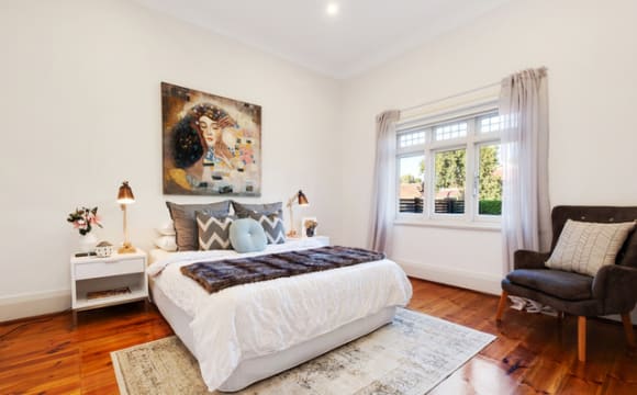 Furnished room in a share house