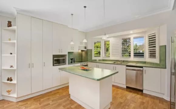 Room with ensuite in a share house