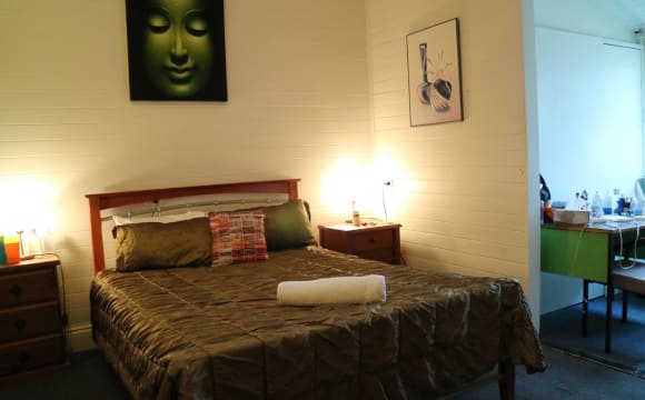Furnished room in a share house