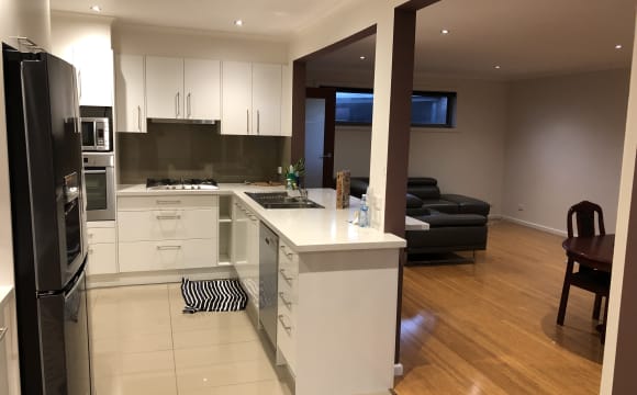 Room in a share house