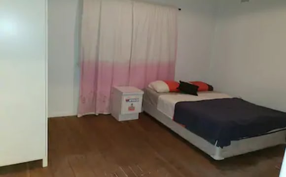 Whole property with 4 rooms for rent