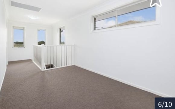 Room in a share house