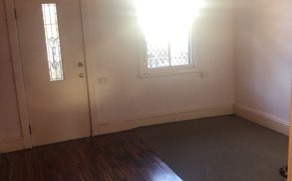 Unfurnished room in a share house