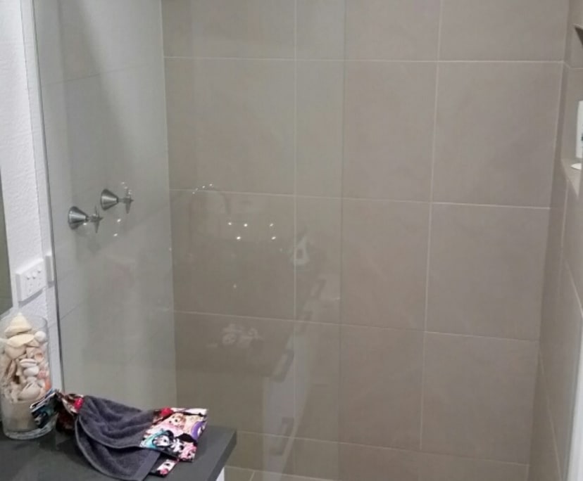 Granny Flat for Rent in Leanyer, Darwin 275, Furn...