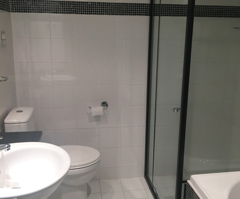Furnished room in a flatshare
