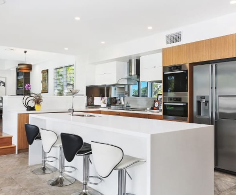 $390, Share-house, 4 bathrooms, Taringa QLD 4068