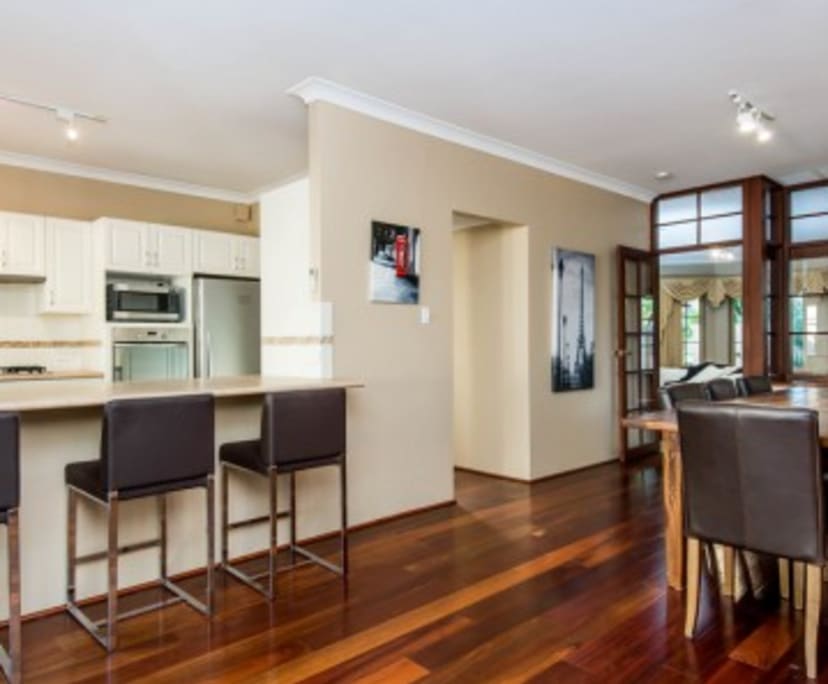 Room for Rent in Applecross, Perth 175, Furnished...