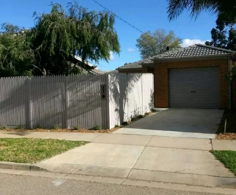 Room for Rent in Shepparton, VIC 210, Unfurnished...