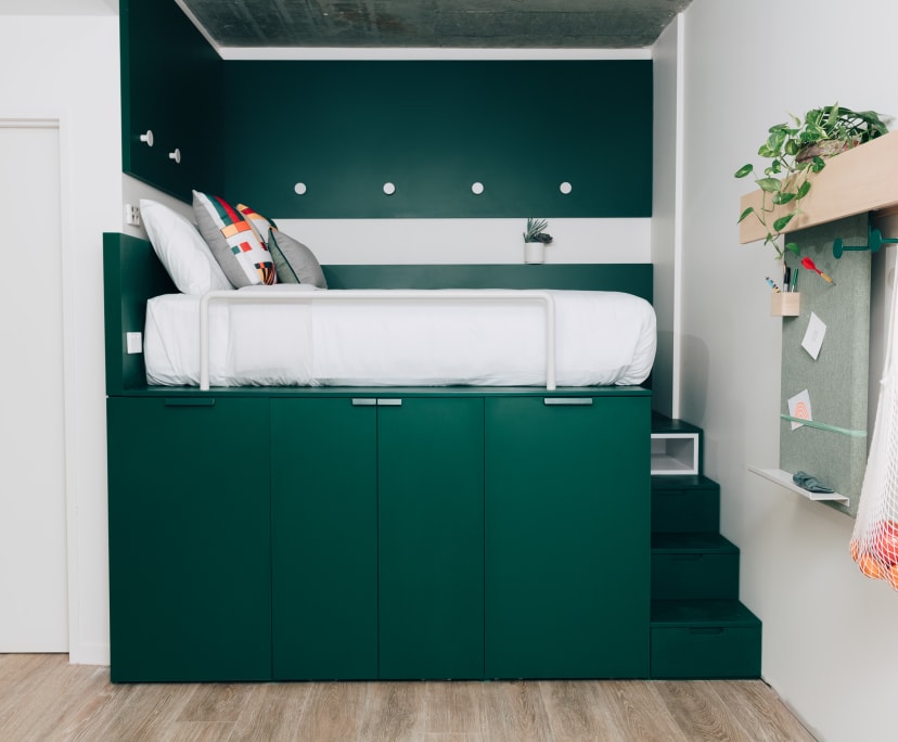 Studio for Rent in Stanmore, Sydney 400, Furnishe...