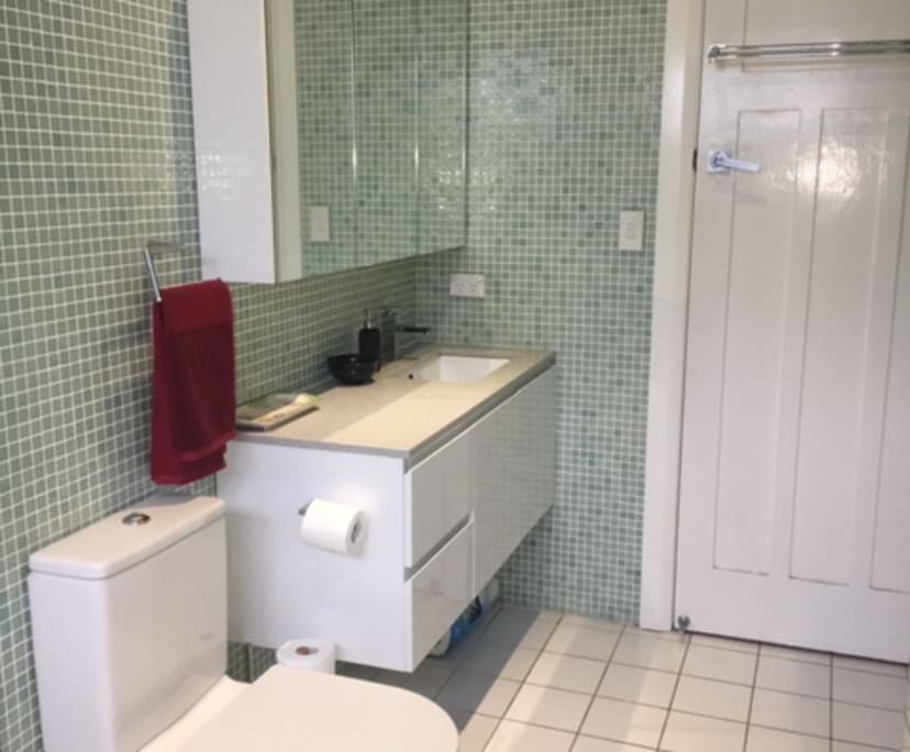 $380, Share-house, 3 bathrooms, Randwick NSW 2031
