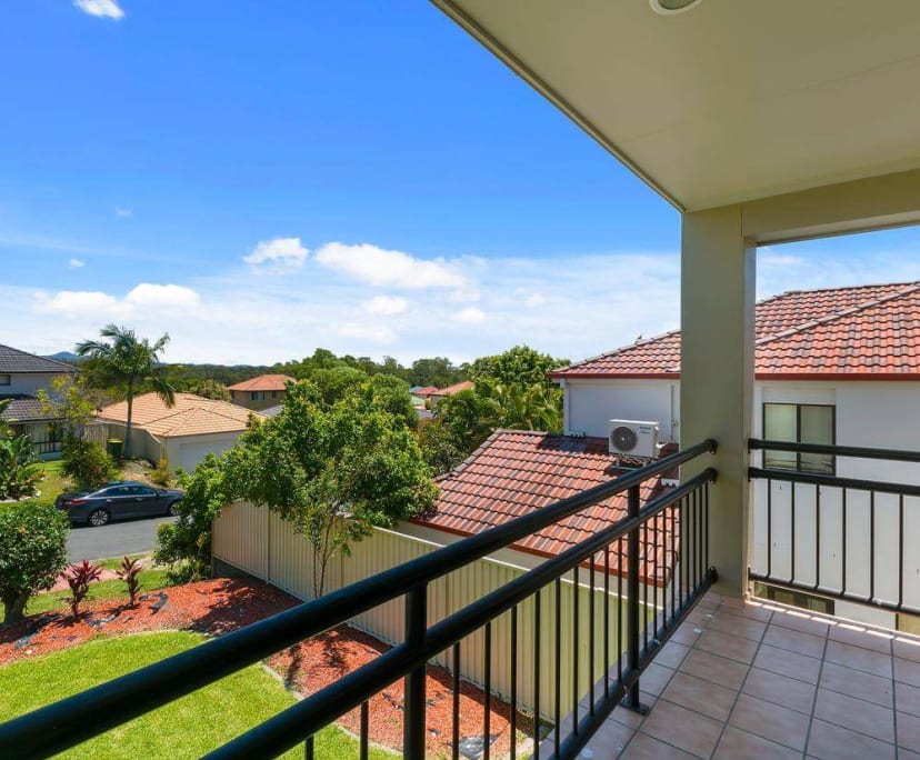 Room for Rent in Arundel, Gold Coast 270, Furnish...