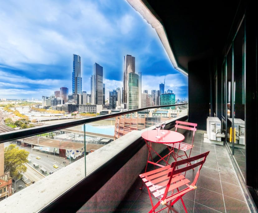 $760, Whole-property, 2 bathrooms, Melbourne VIC 3000