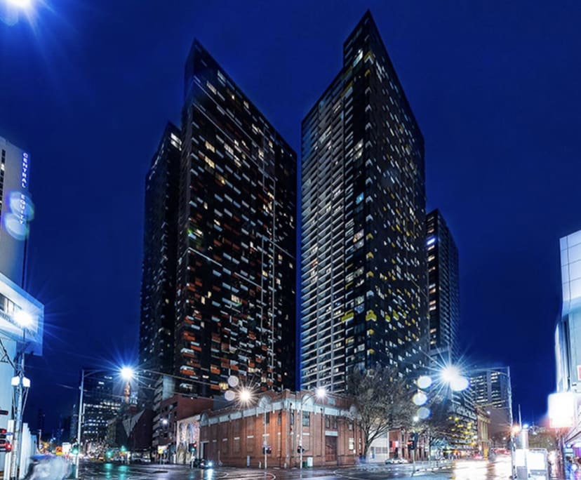 $760, Whole-property, 2 bathrooms, Melbourne VIC 3000