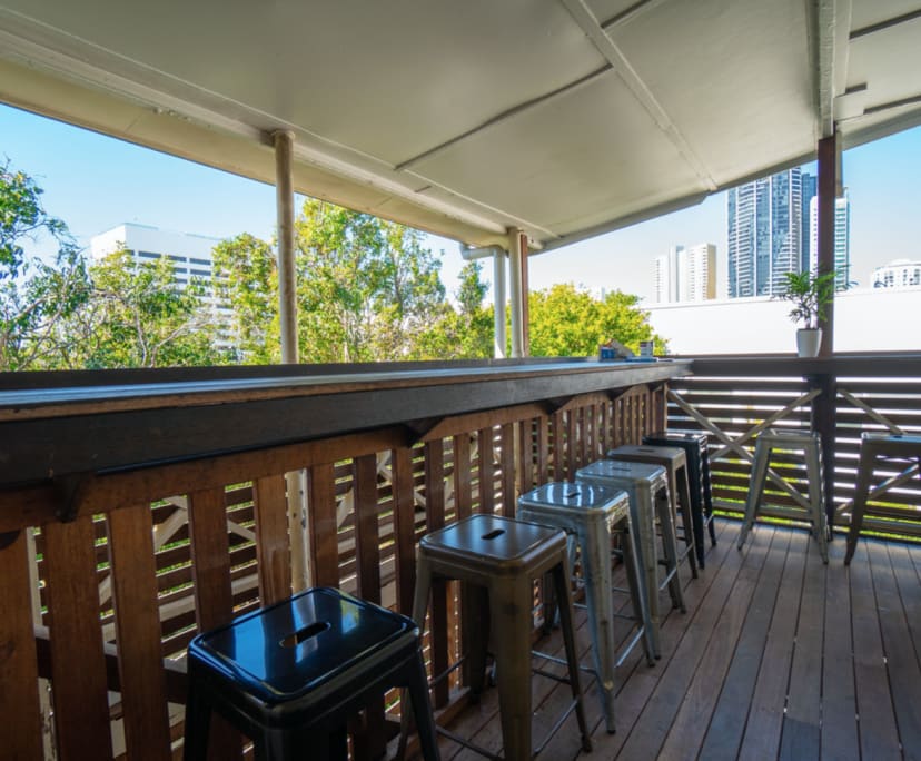 Room for Rent in Spring Hill, Brisbane 280, Furni...