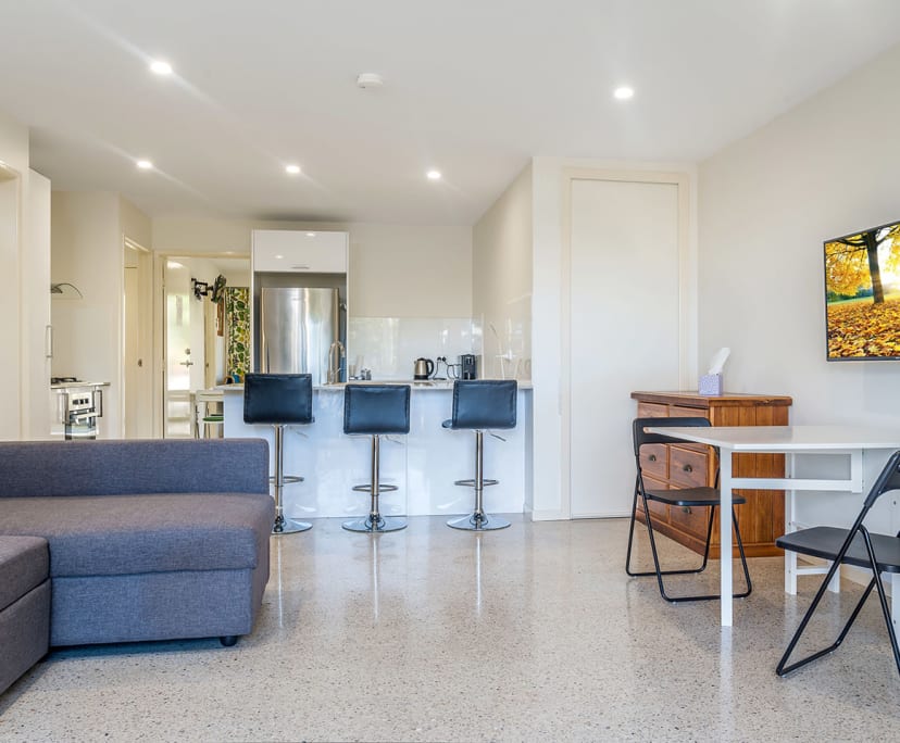 $330, Student-accommodation, 2 bathrooms, Woolloongabba QLD 4102