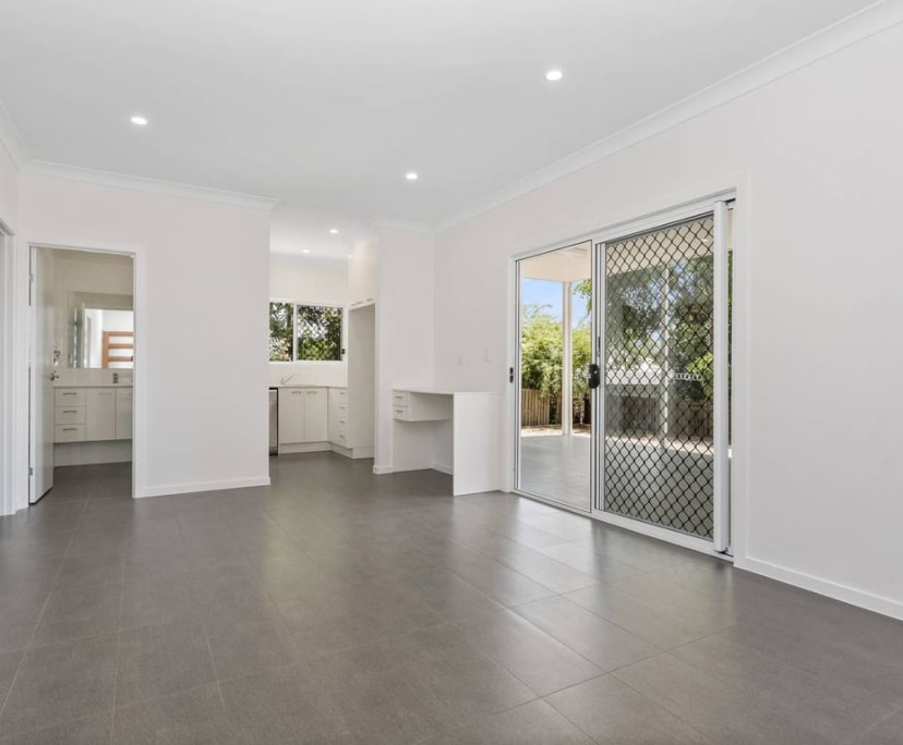 2 Rooms for Rent in Cannon Hill, Brisbane 170, Un...