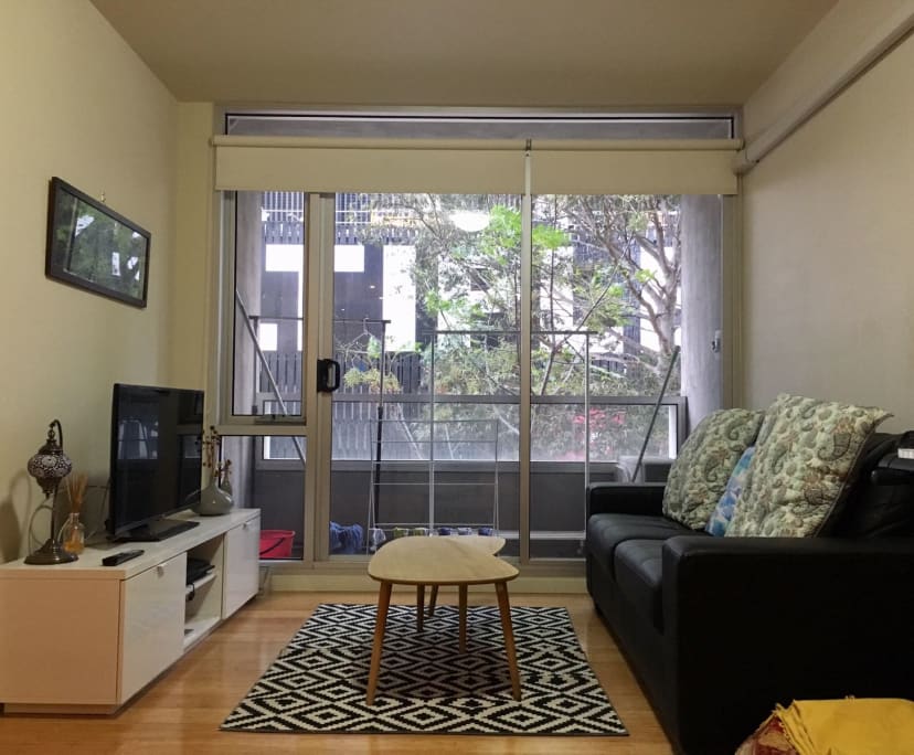 Furnished room in a flatshare