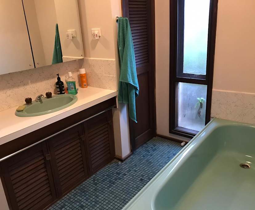 Furnished room in a share house