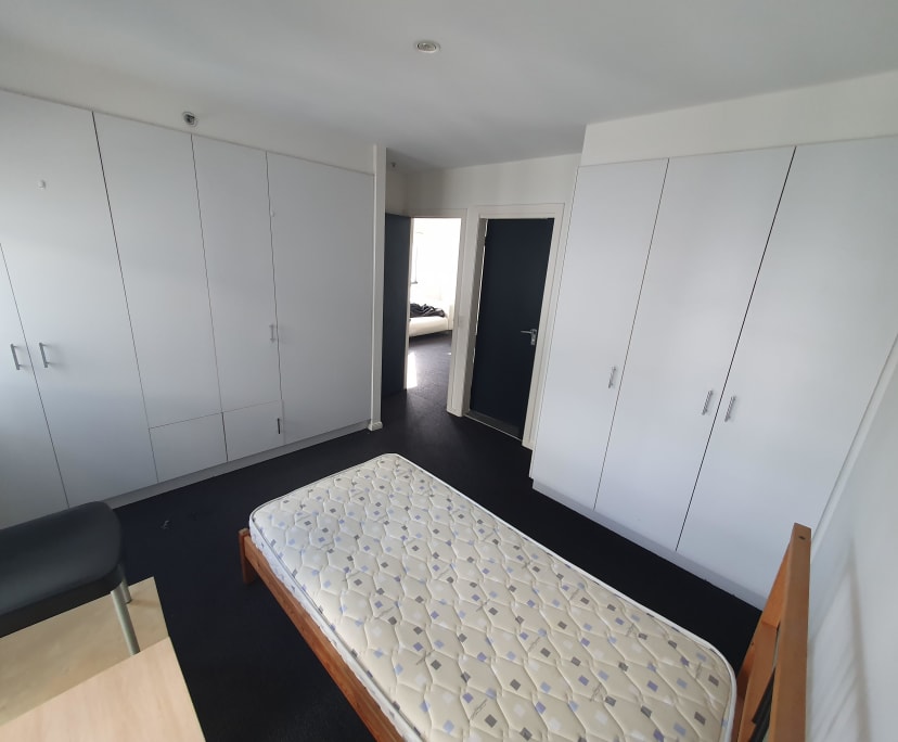 Whole property with 2 rooms for rent