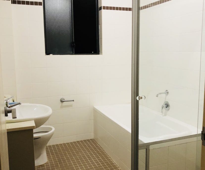 $210, Flatshare, 3 bathrooms, Kogarah NSW 2217