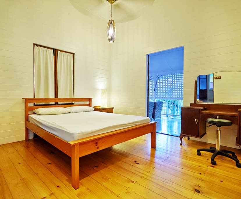 $360, Share-house, 4 bathrooms, North Ward QLD 4810