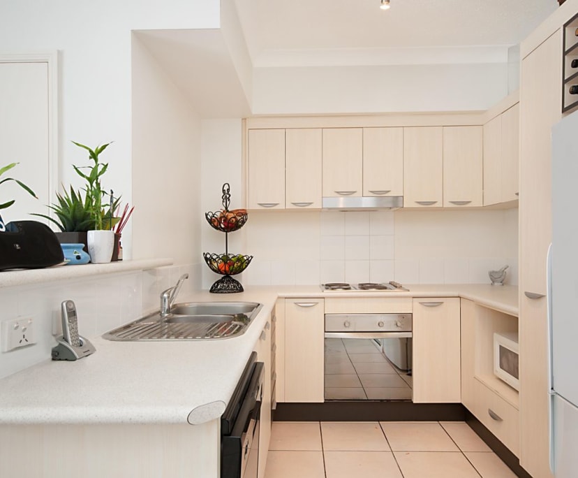 Room for Rent in Manoora, Cairns 115, Unfurnished...