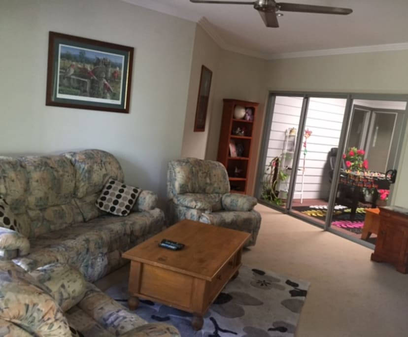 $225, Share-house, 4 bathrooms, Forest Lake QLD 4078