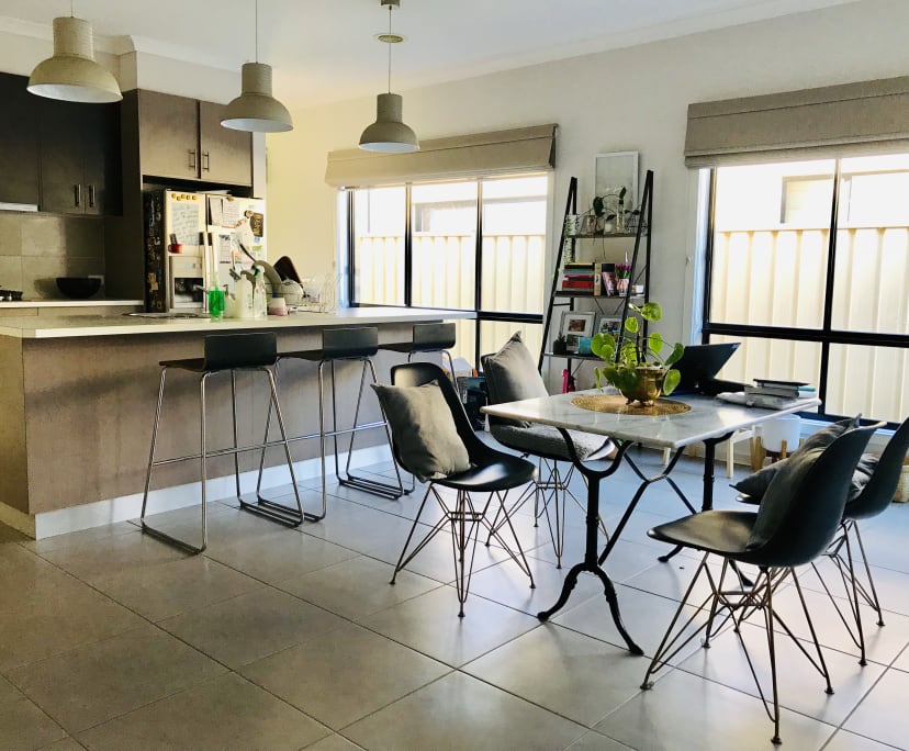 Room in a share house