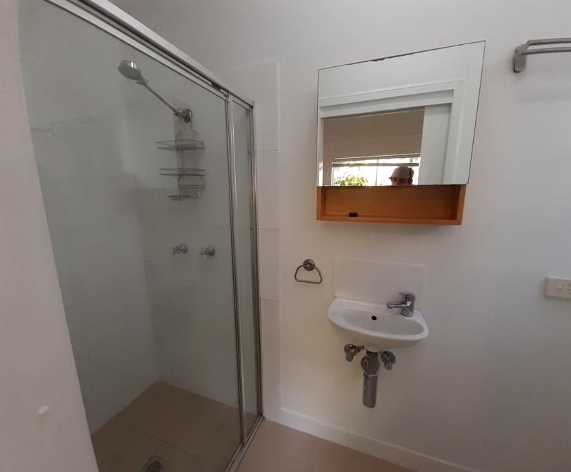 $350, Granny-flat, 1 bathroom, Red Hill QLD 4059