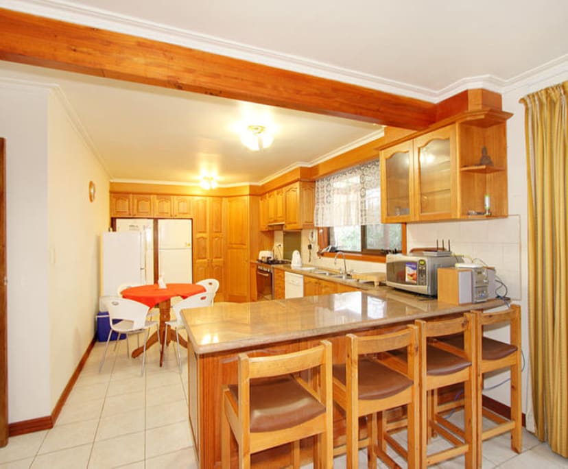 $300, Share-house, 5 bathrooms, Oakleigh East VIC 3166