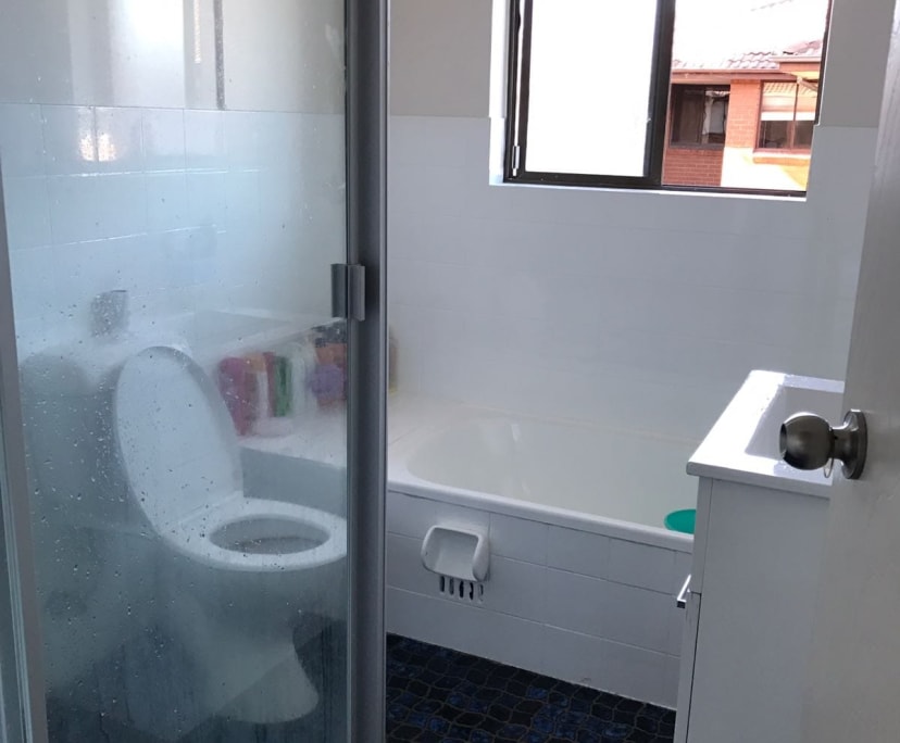 $750, Whole-property, 3 bathrooms, Kensington NSW 2033