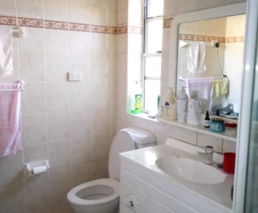 Room in a share house